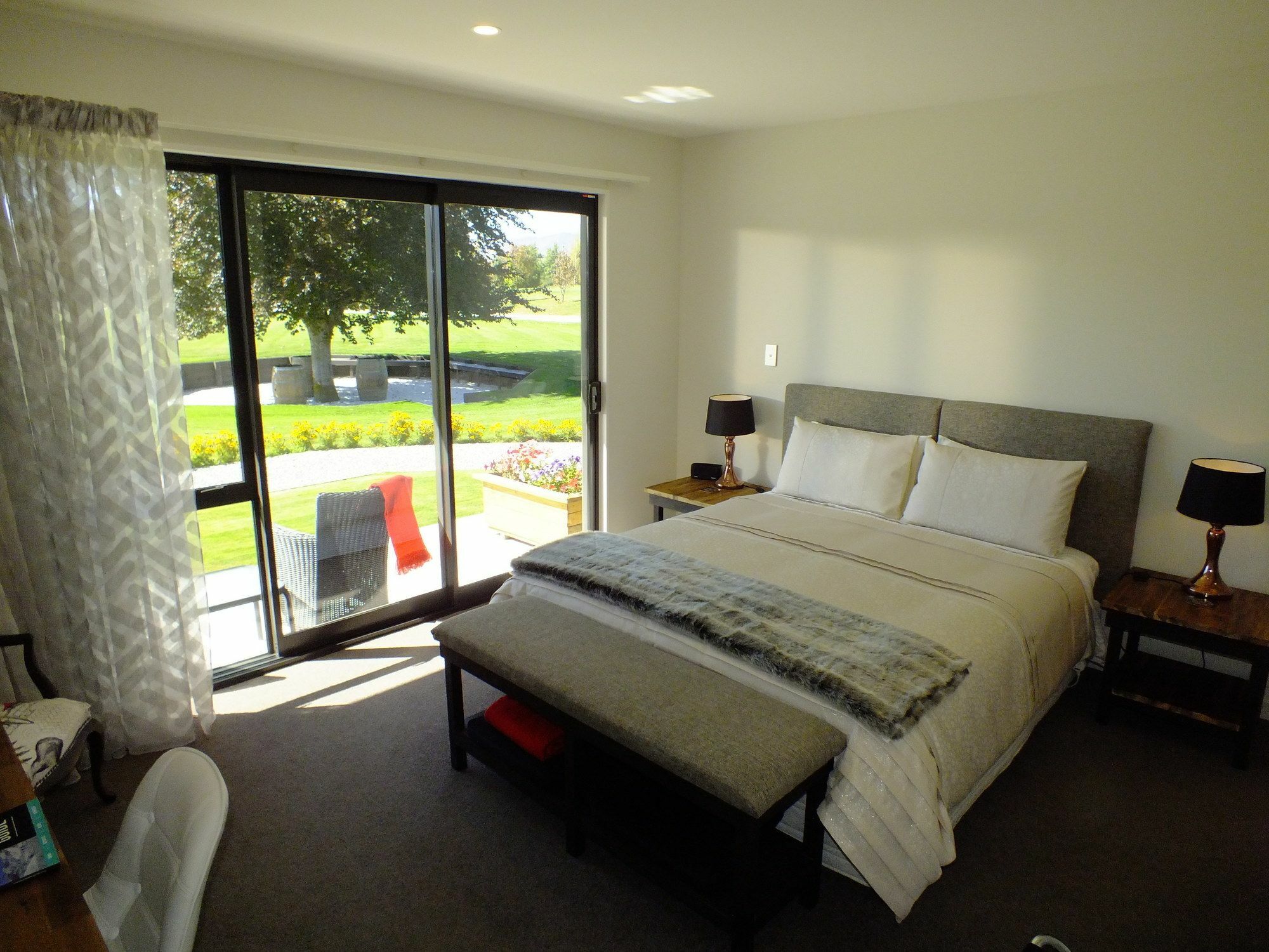 Copper Beech Wanaka - Luxury Accommodation Exterior photo